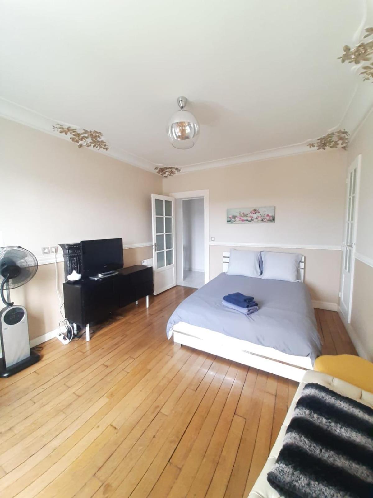 Appartement Lumineux A Arcueil-Cachan Экстерьер фото